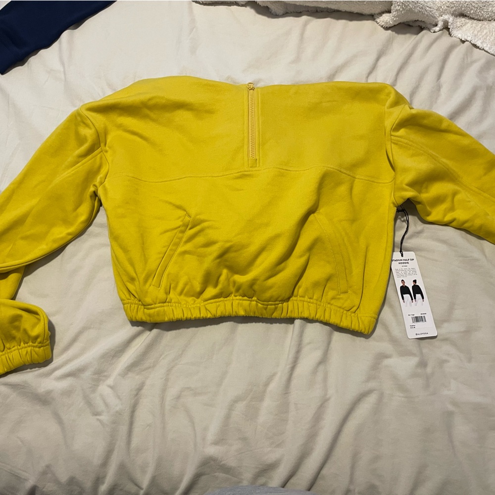 Brand new alo cropped sweater